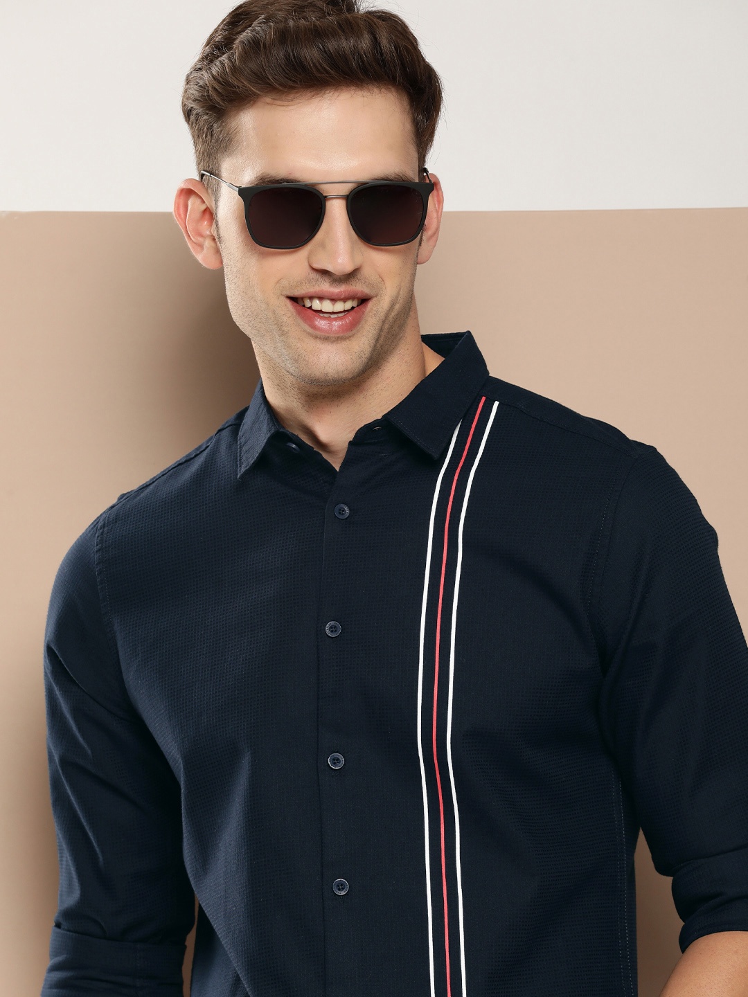 

HERE&NOW Men Slim Fit Opaque Striped Casual Shirt, Navy blue