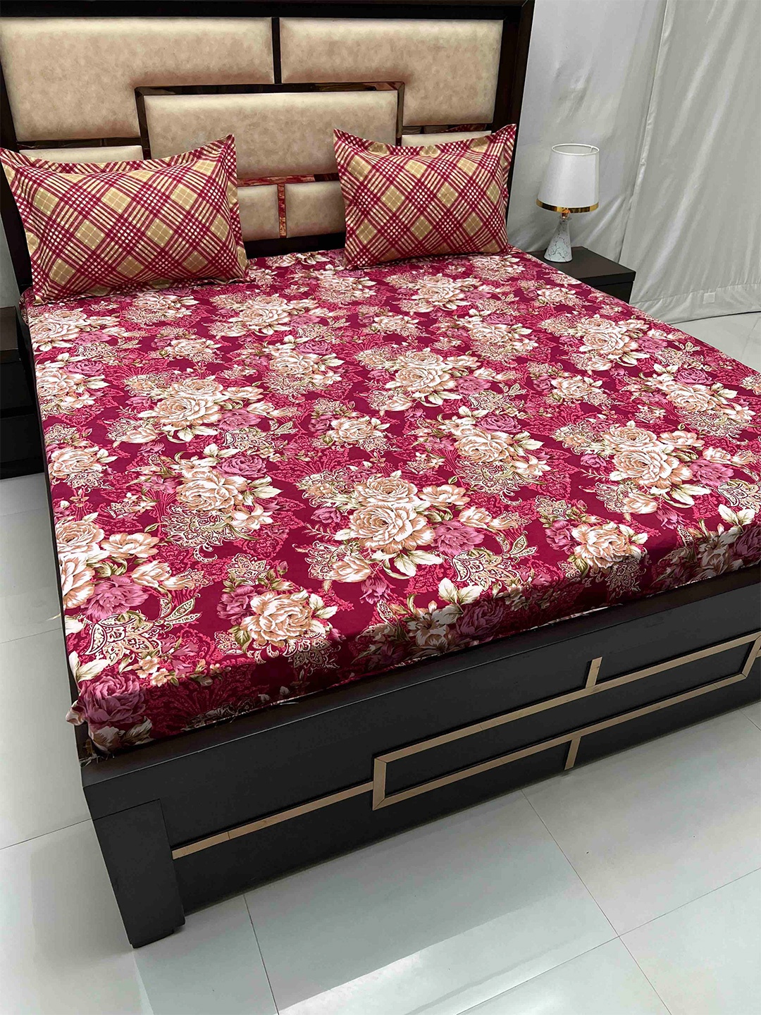 

Pure Decor King Size Fitted Double Bed Bedsheet With 2 Pillow Covers 6 ft X 6.3 ft X 1 ft, Maroon