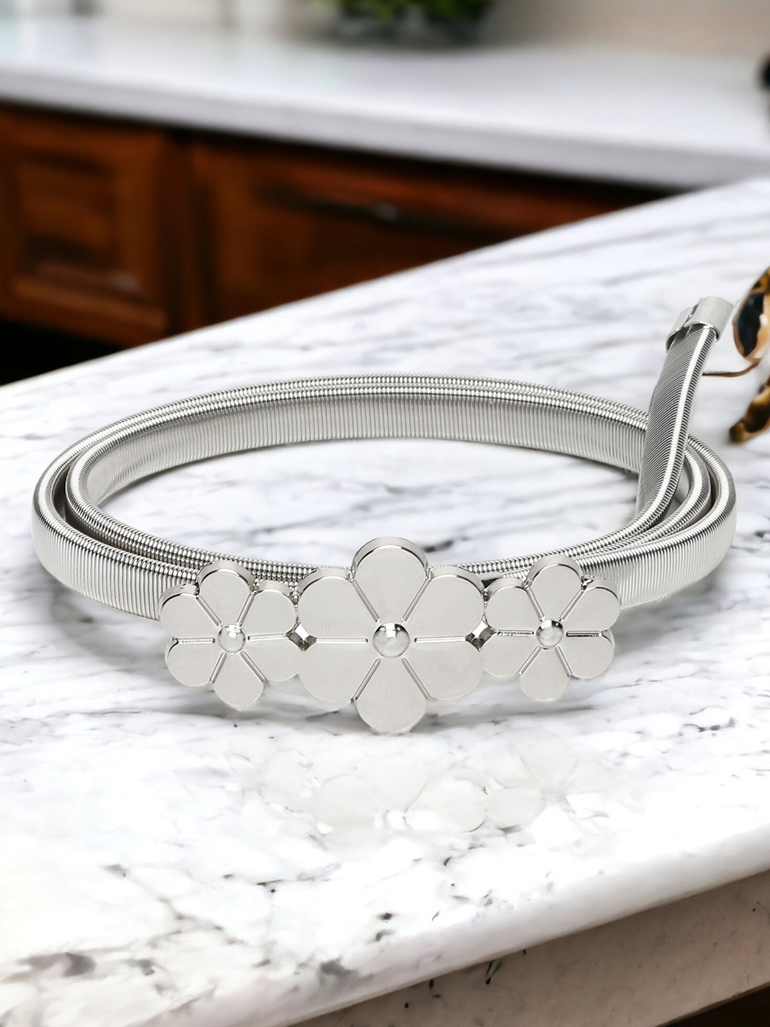

DressBerry Women Spring Textured Floral Stretchable Slim Casual Belt, Silver