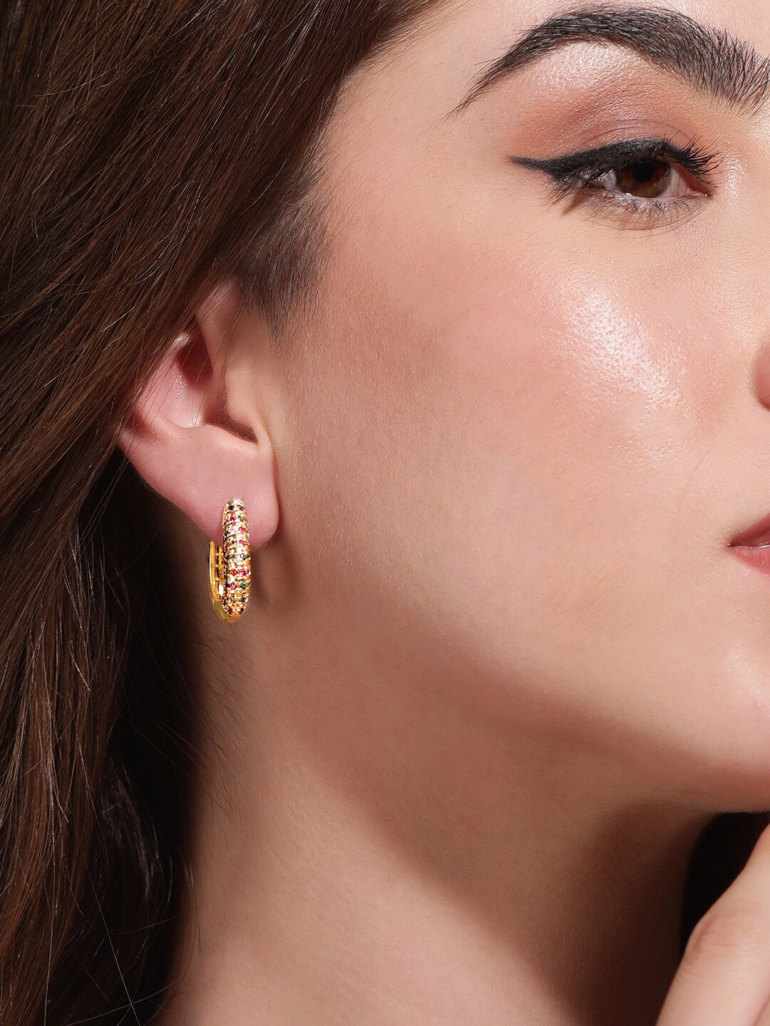

Rubans Voguish Gold-Plated Zircon Studded Hoop Earrings