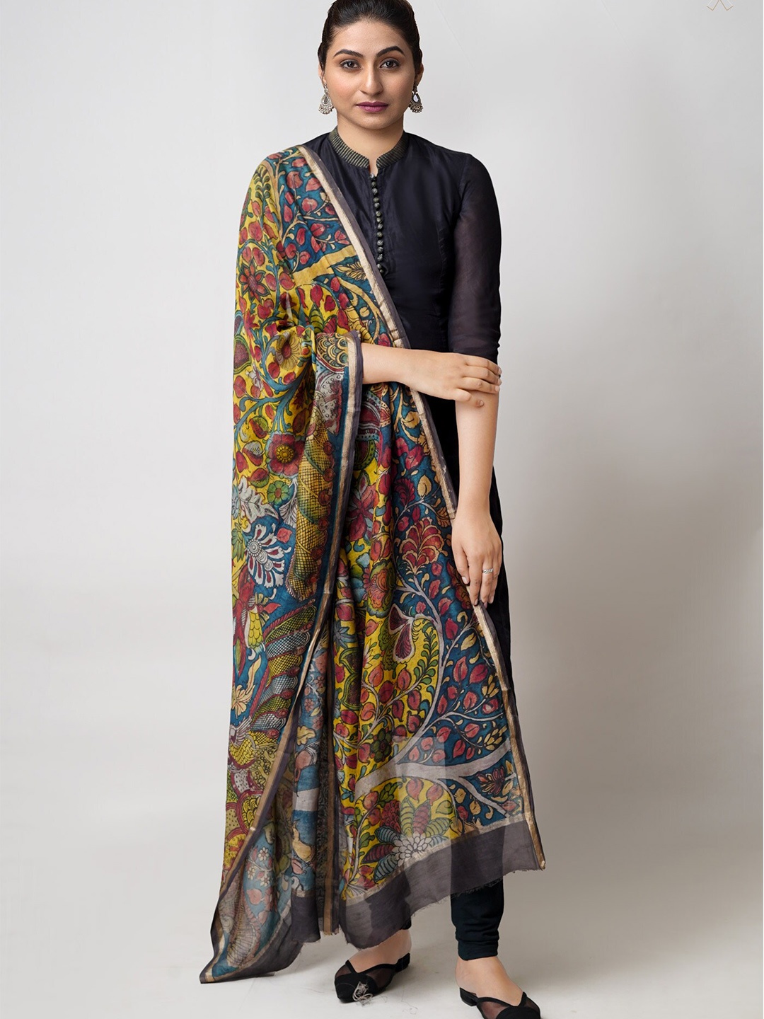 

Unnati Silks Floral Printed Cotton Silk Kalamkari Dupatta With Zari, Yellow