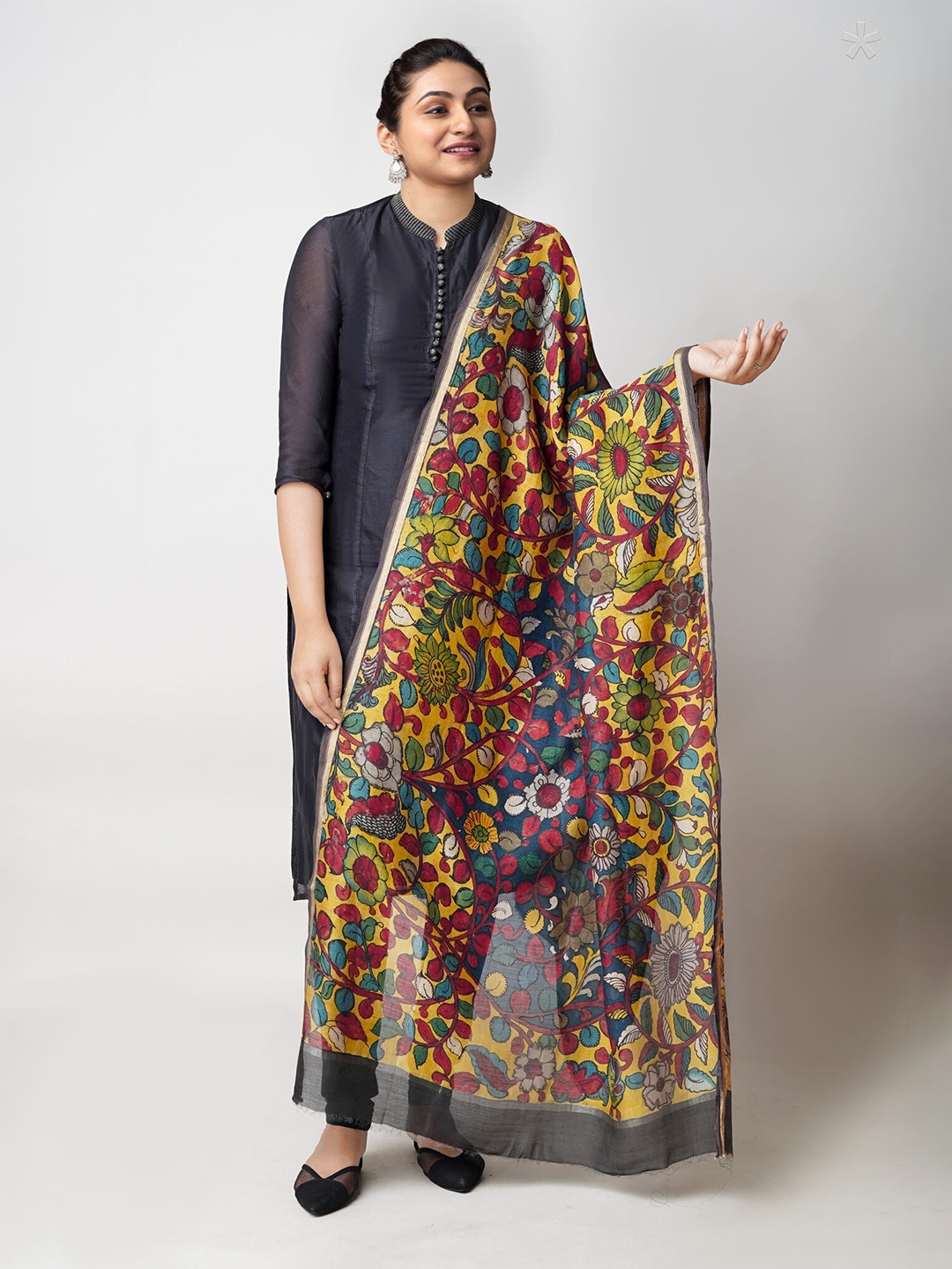 

Unnati Silks Ethnic Motifs Printed Cotton Silk Kalamkari Dupatta, Yellow