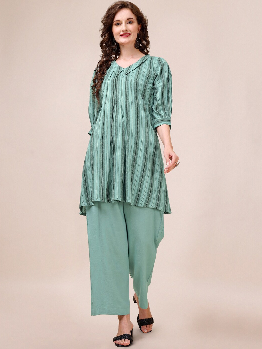 

KALINI Striped Printed Regular Kurta with Palazzos, Sea green