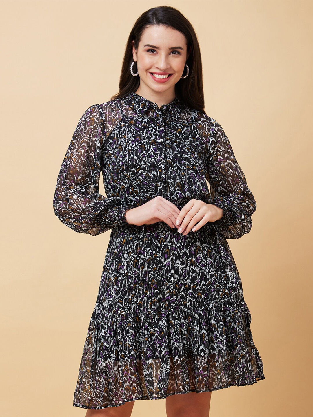 

Globus Abstract Printed Shirt Collar Puff Sleeves Fit & Flare Dress, Black