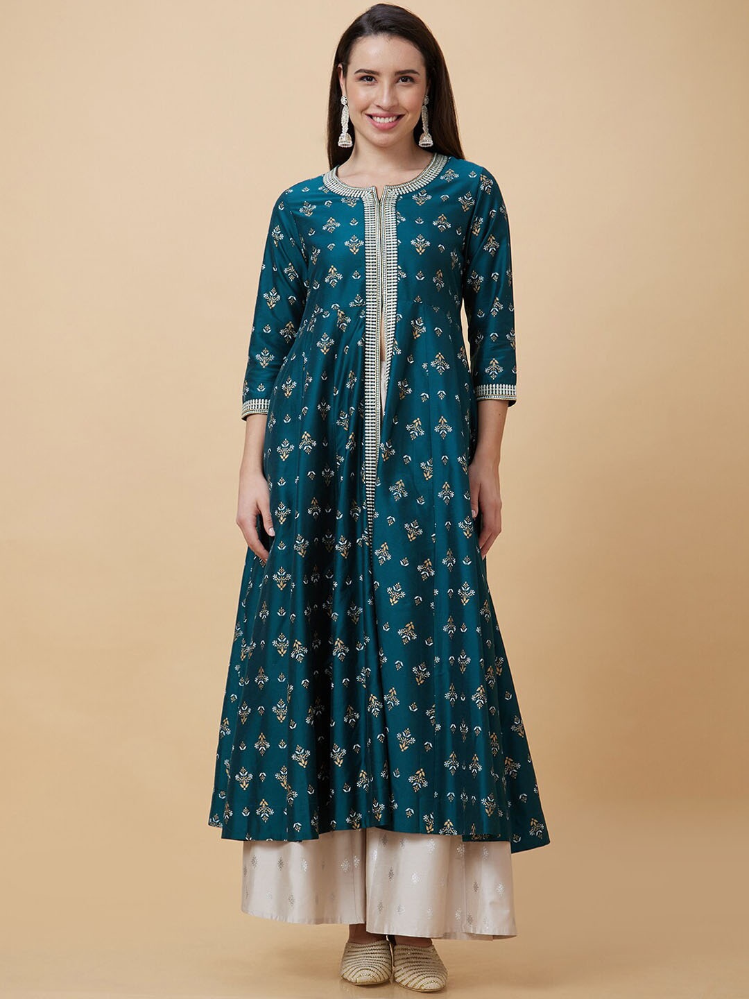 

Globus Ethnic Motifs Printed Round Neck A-line Kurta, Green
