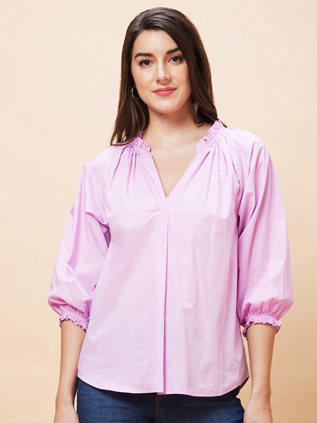 

Globus Pink Gathered Detailed V-Neck Puff Sleeve Pure Cotton Top