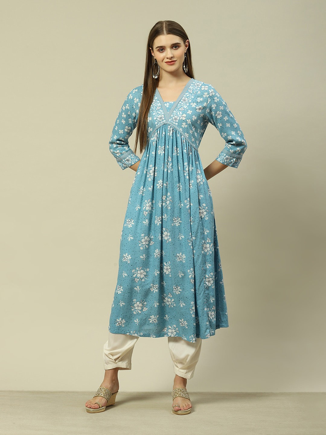 

Rangriti Floral Printed V-Neck Anarkali Kurta, Blue