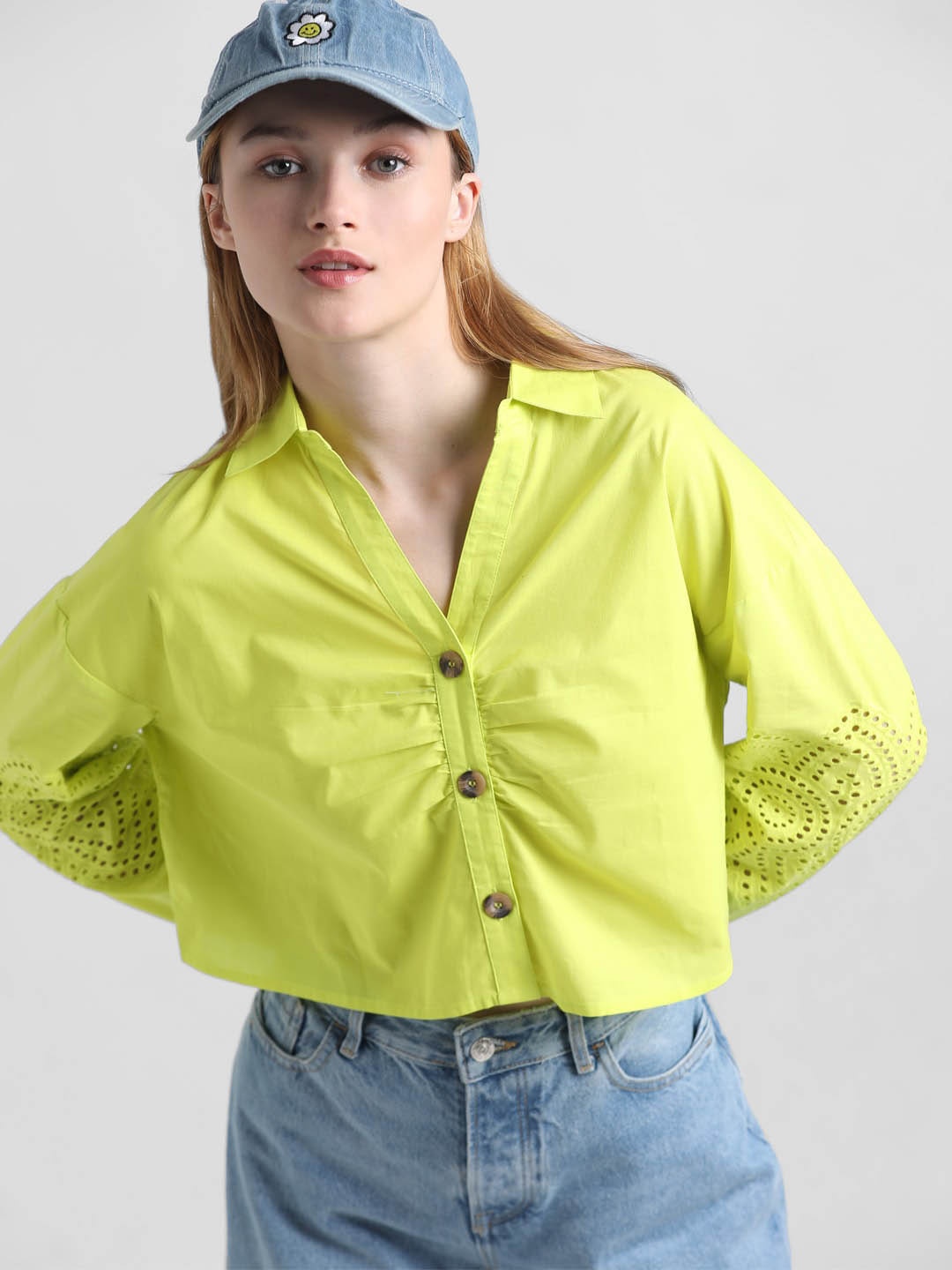 

ONLY Uexdesert LS Slim Fit Cut-Out Detail Spread Collar Pure Cotton Casual Shirt, Lime green