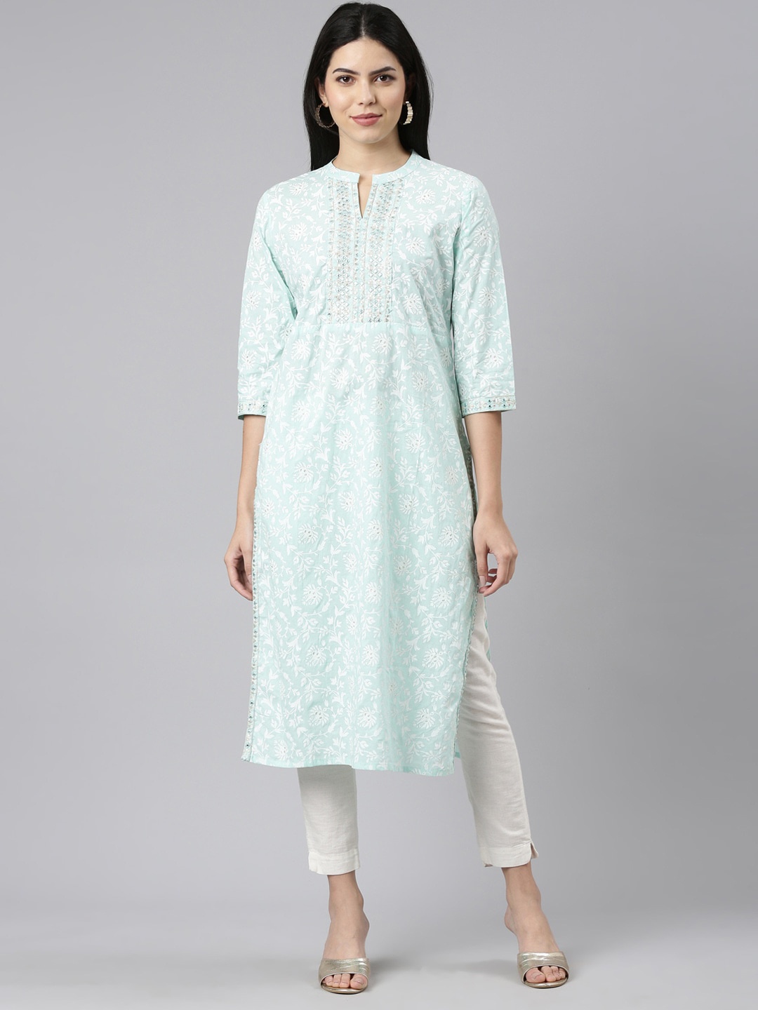 

Neerus Ethnic Motifs Embroidered Mandarin Collar Straight Kurta, Sea green