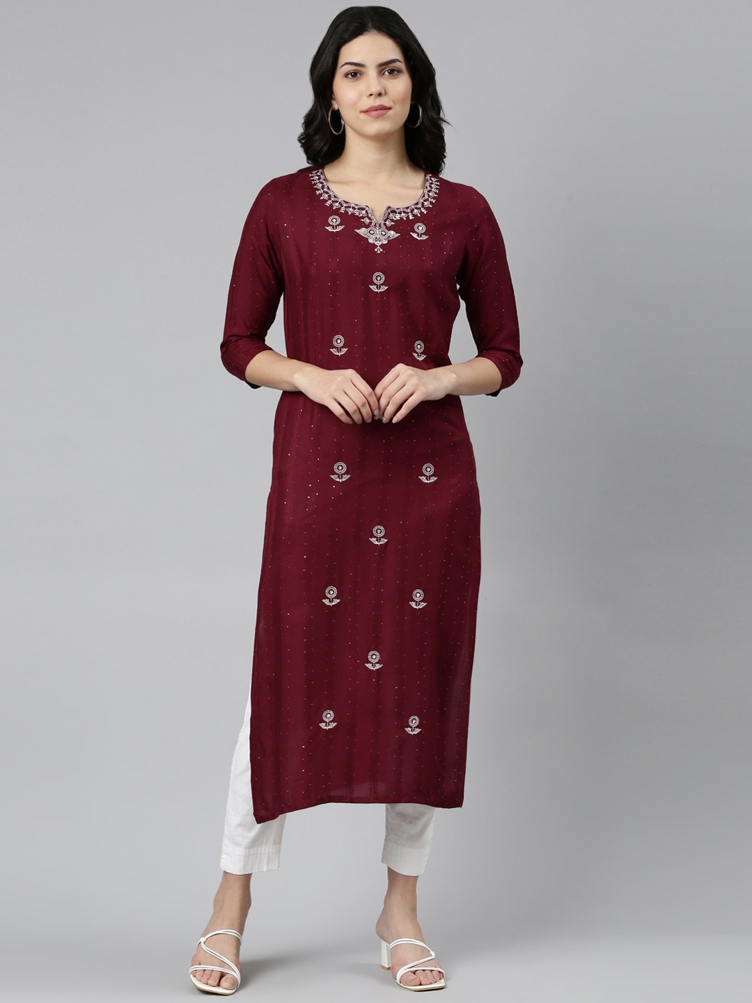 

Neerus Floral Embroidered Thread Work Straight Kurta, Maroon