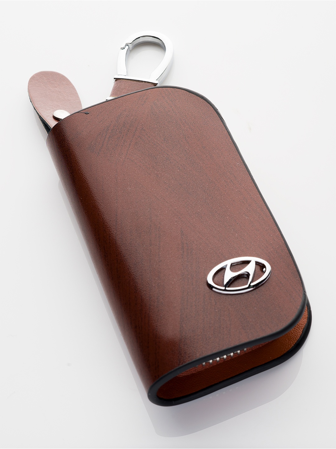 

CONTACTS Hyundai Car Smart Key Cover Chain, Brown