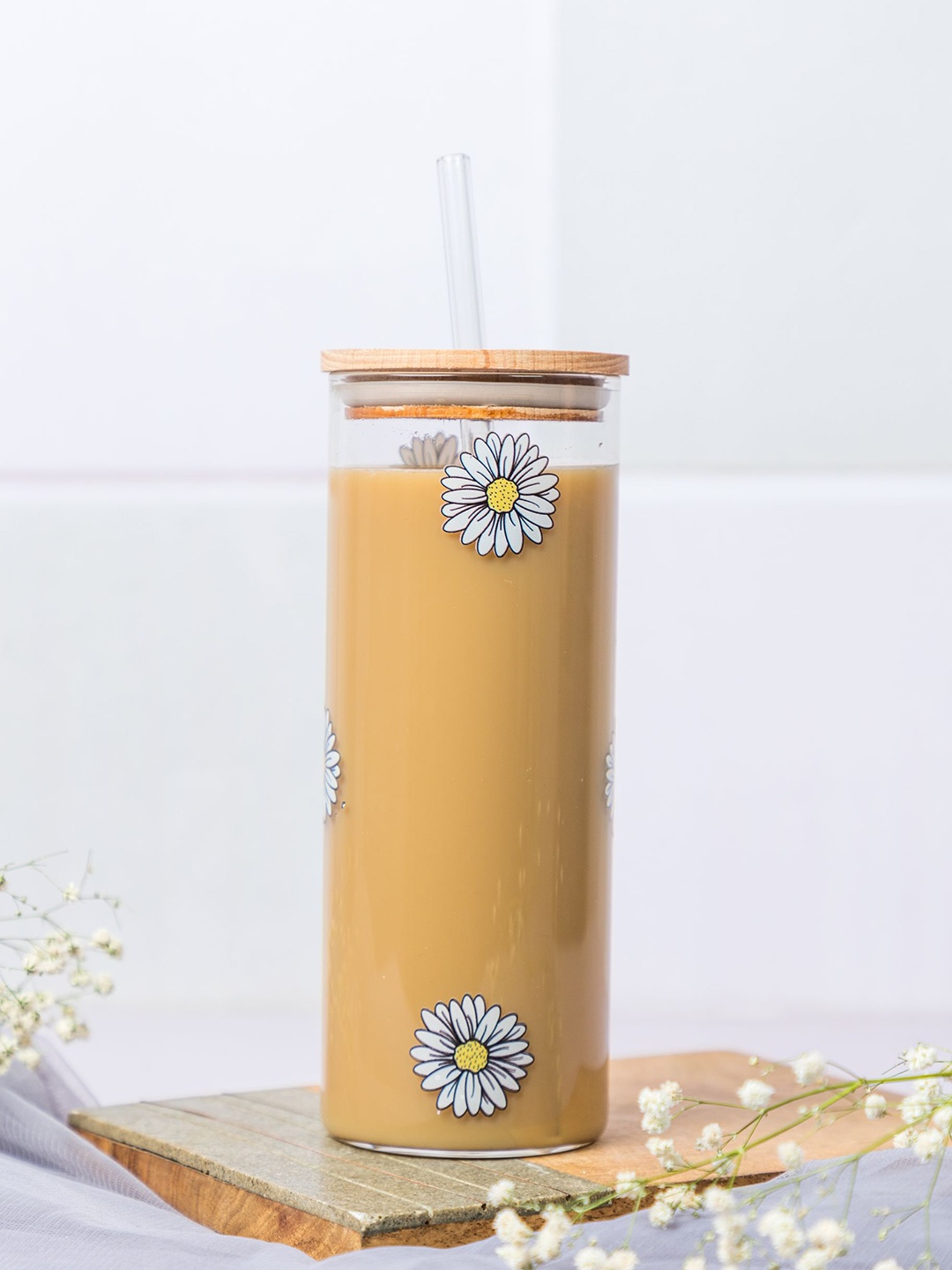 

1219 Avenue Transparent Water Glass With Straw & Lid-650 ml