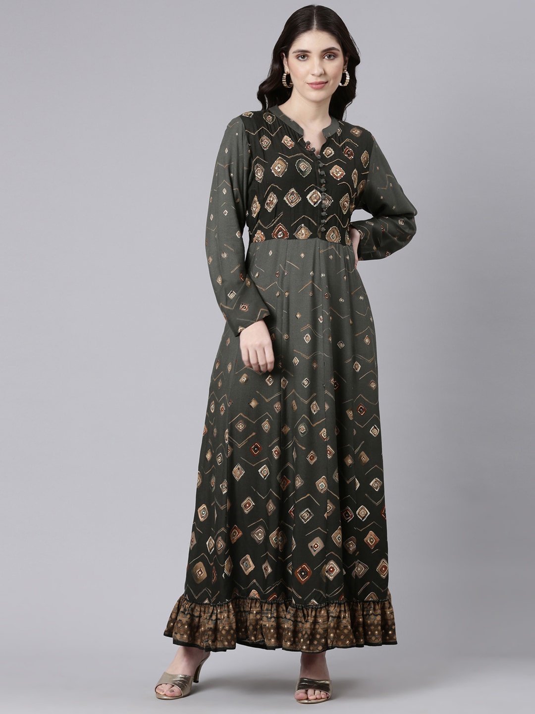 

Neerus Geometric Printed Sequinned Crepe Maxi Dress, Olive