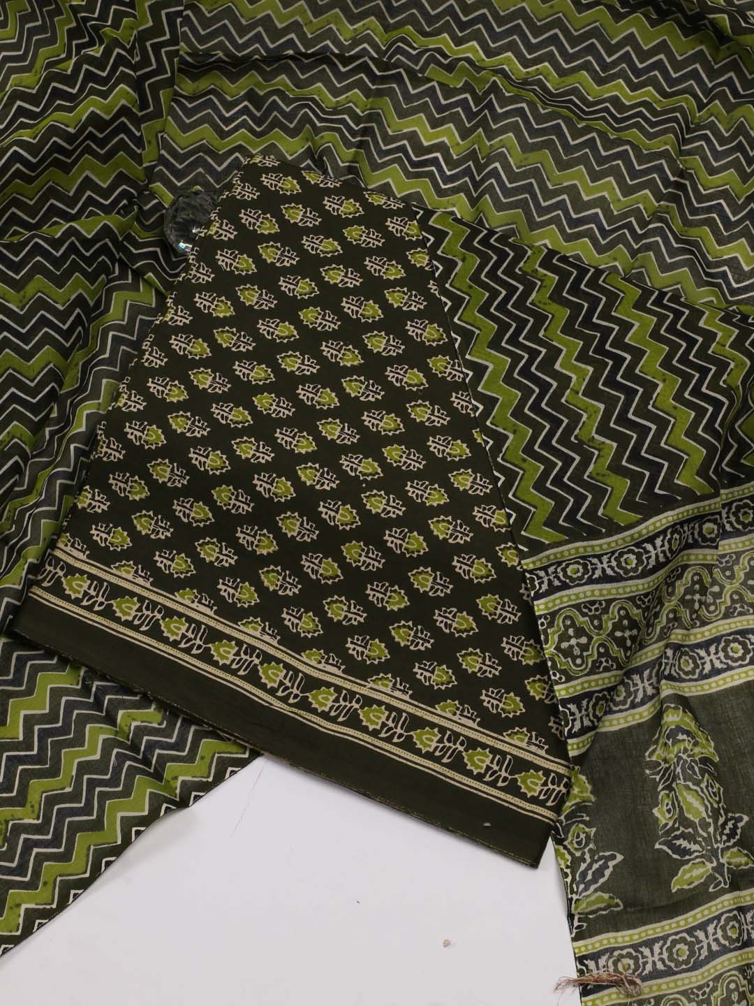 

Meena Bazaar Ethnic Motifs Printed Unstitched Dress Material, Green
