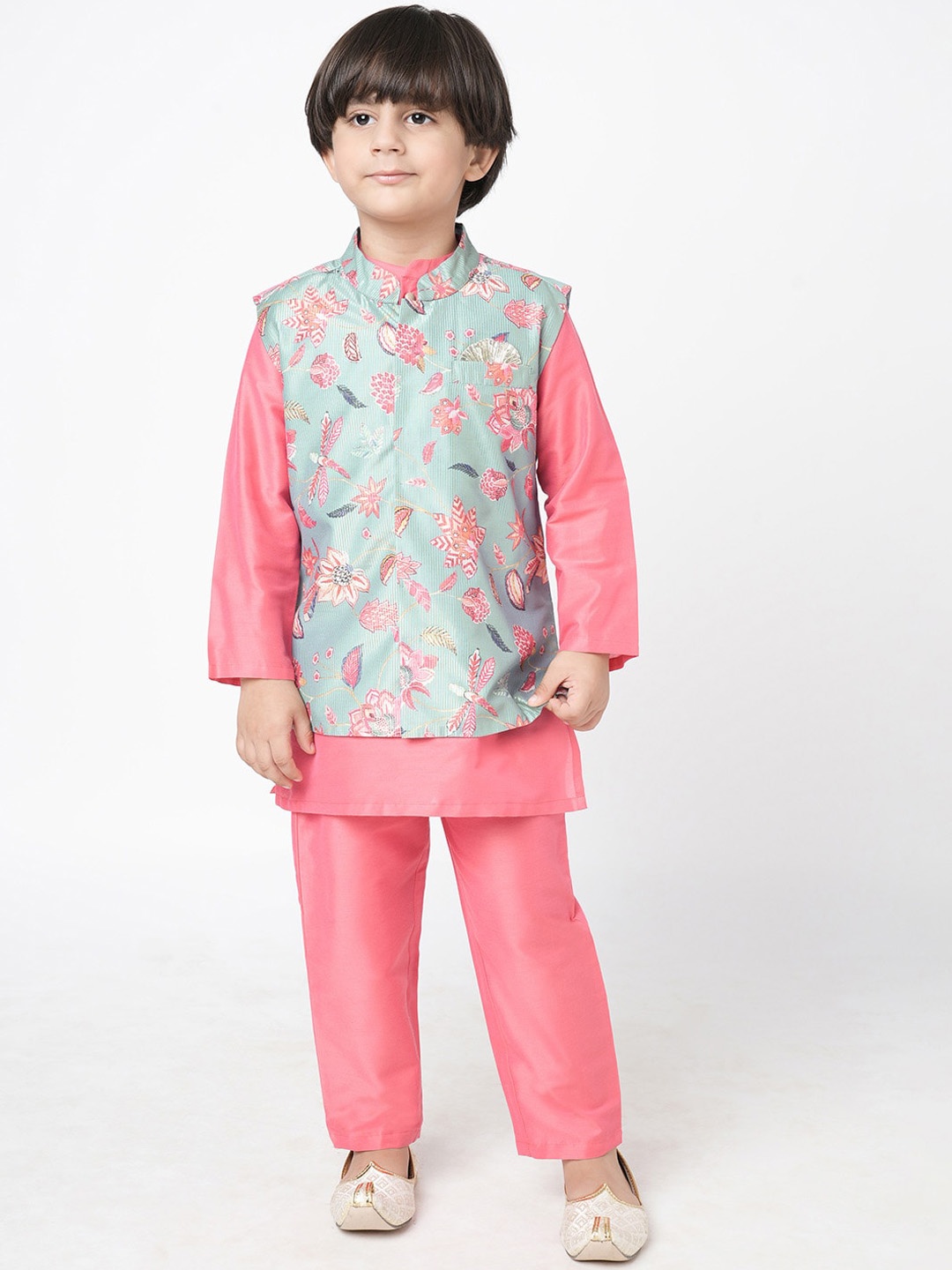 

LIL DRAMA Boys Regular Pure Cotton Kurta With Pyjamas & Nehru Jacket, Pink