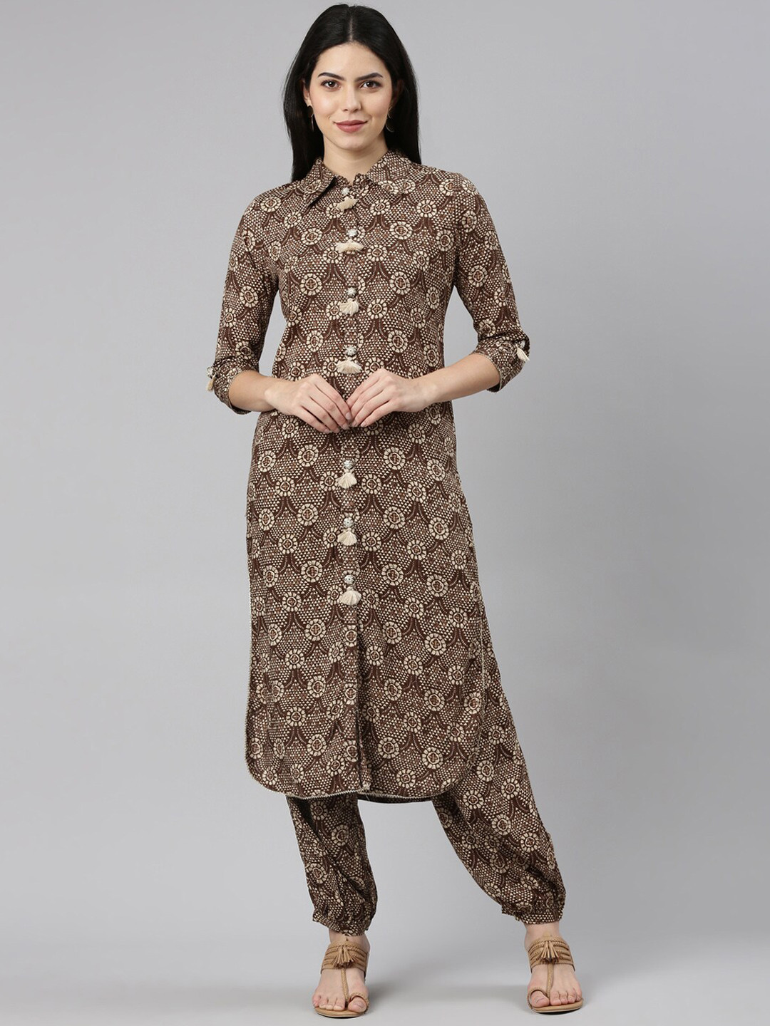 

Neerus Floral Printed Shirt Collar Three-Quarter Sleeve Gotta Patti Kurta Sets, Brown