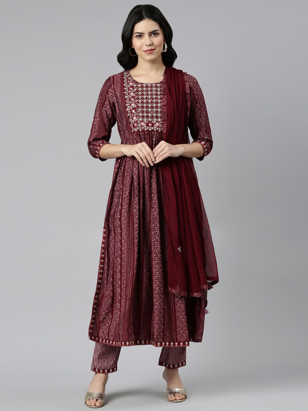 

Neerus Ethnic Motifs Printed Pleated Thread Work Kurta With Trousers & Dupatta, Maroon