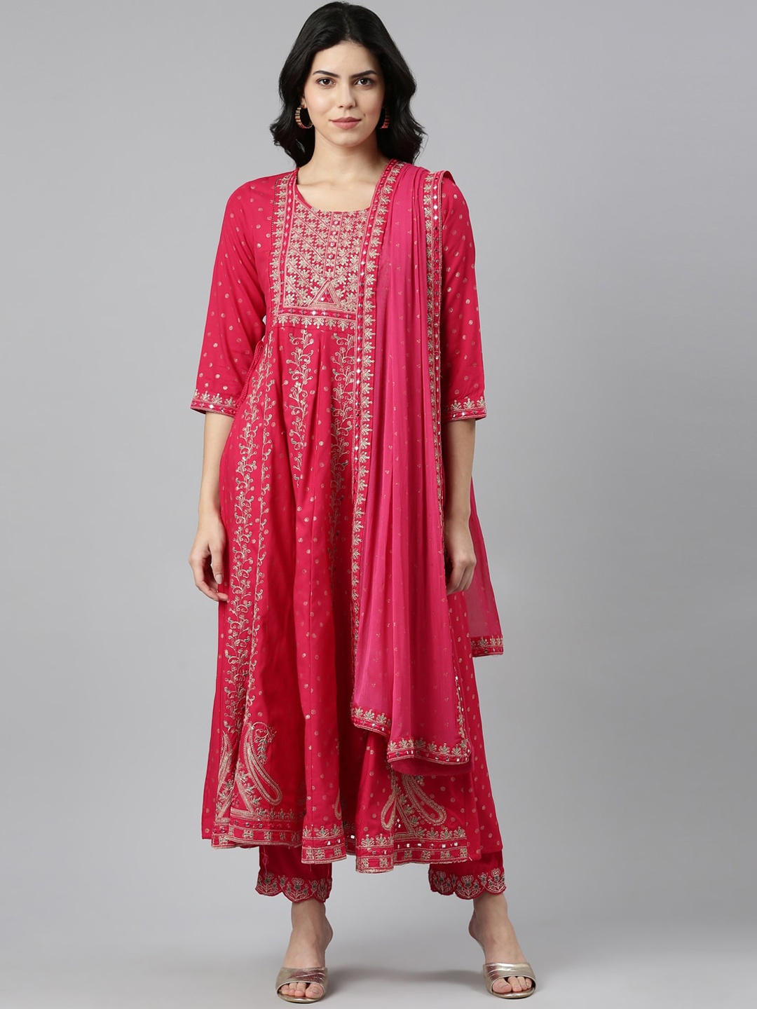 

Neerus Ethnic Motifs Embroidered Regular Aari Work Kurta with Trousers & Dupatta, Fuchsia