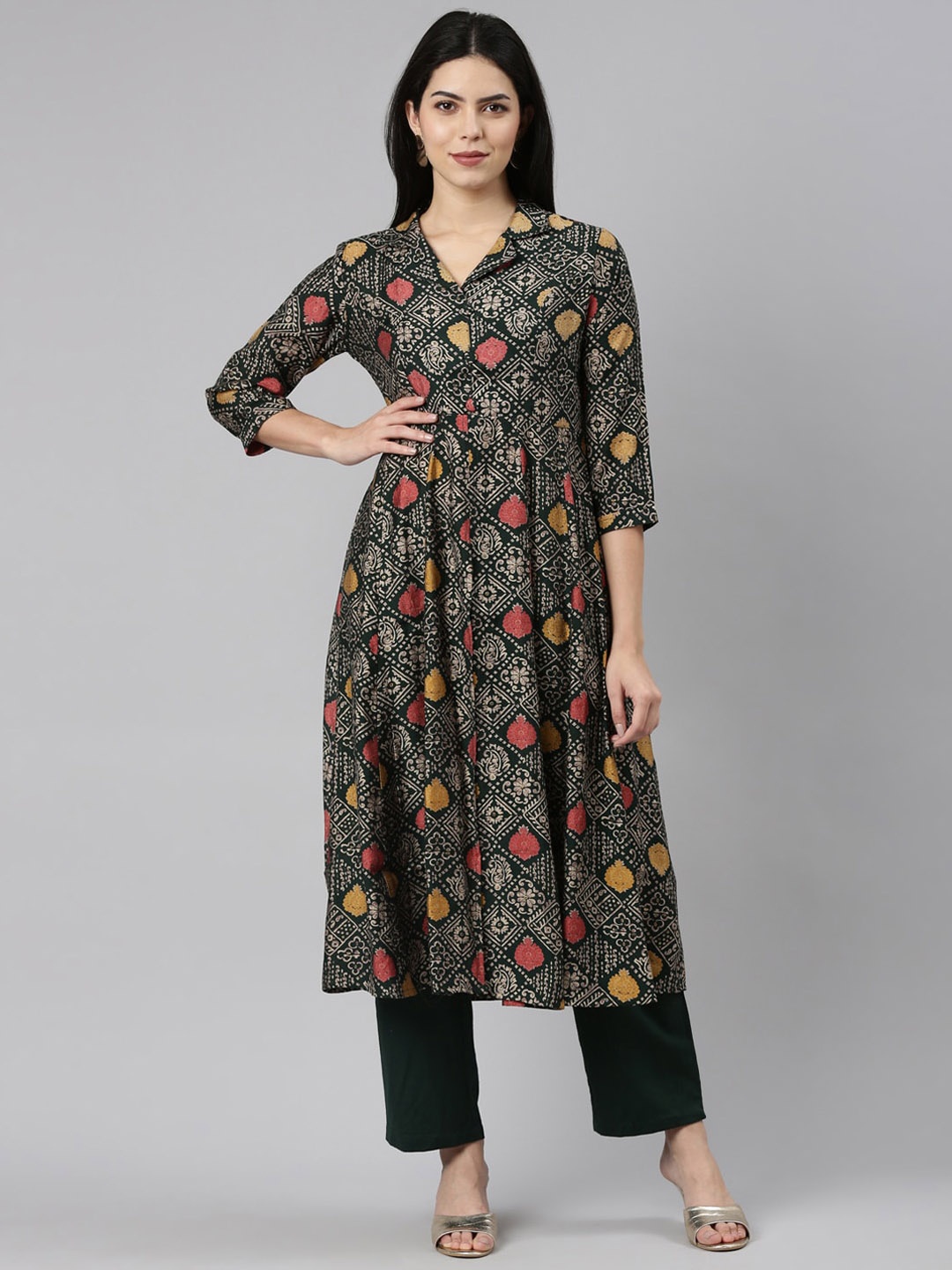 

Neerus Paisley Printed Cuban Collar Anarkali Kurta with Trousers, Green