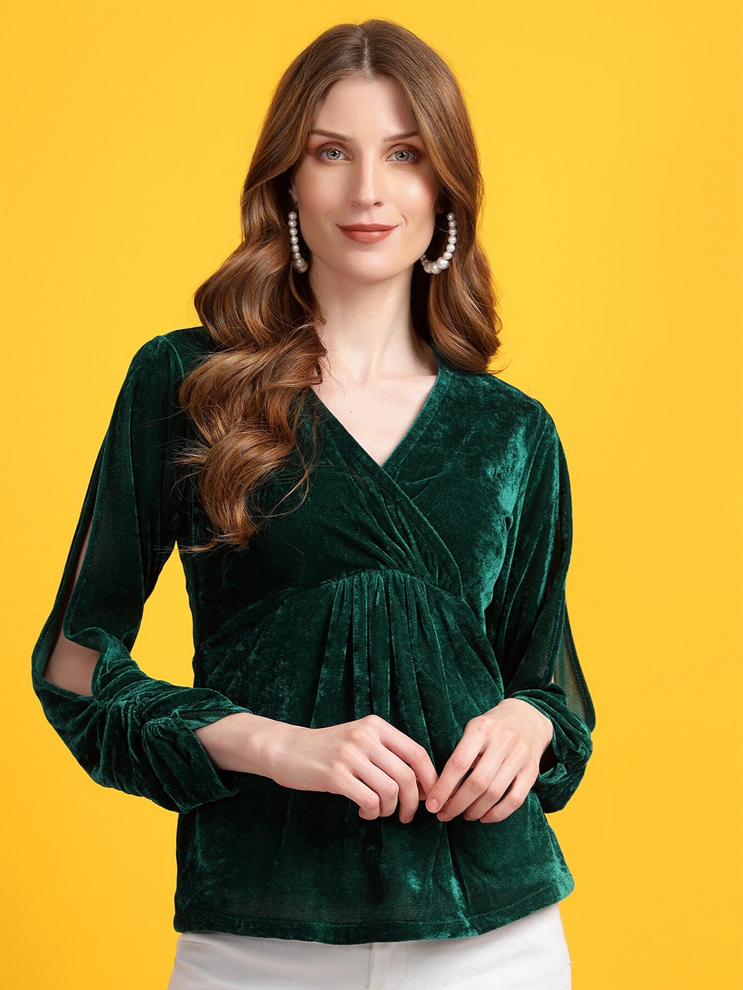 

Golden Kite Slit Sleeves Velvet Empire Top, Green