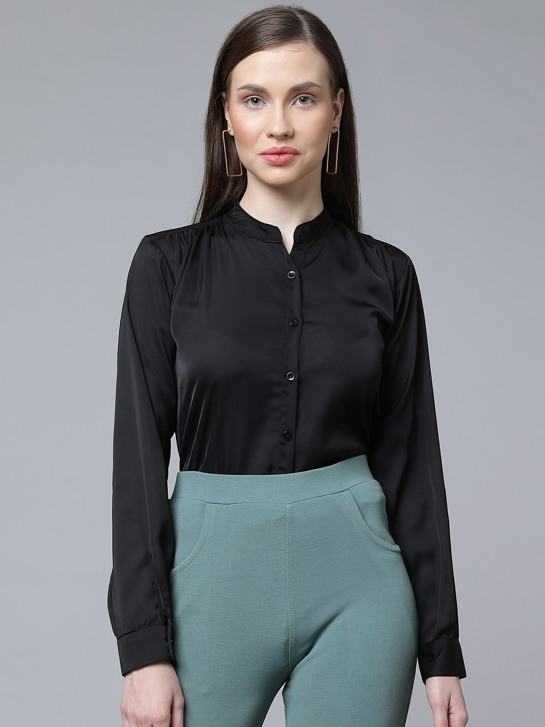 

FITHUB Modern Mandarin Collar Satin Formal Shirt, Black