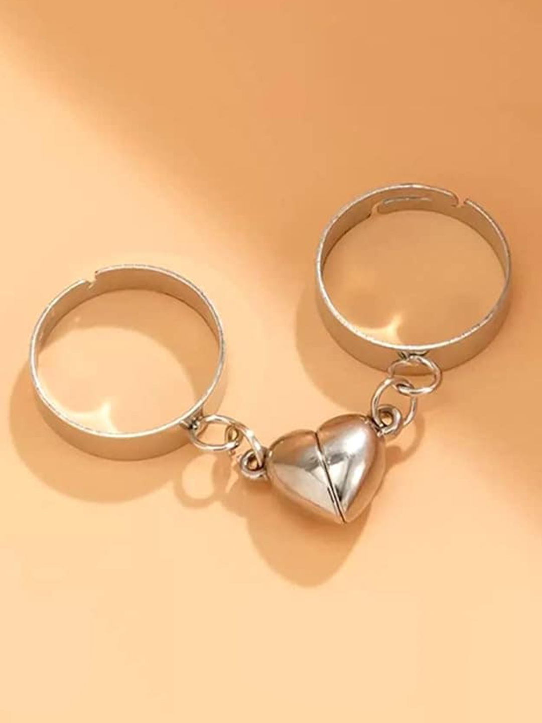 

VIEN Set Of 2 Silver-Plated Stainless Steel Heart Couple Finger Ring
