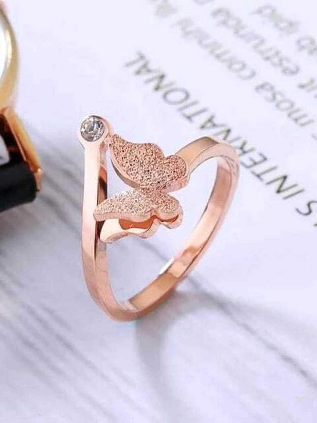 

VIEN Rose Gold-Plated CZ-Studded Butterfly Finger Rings