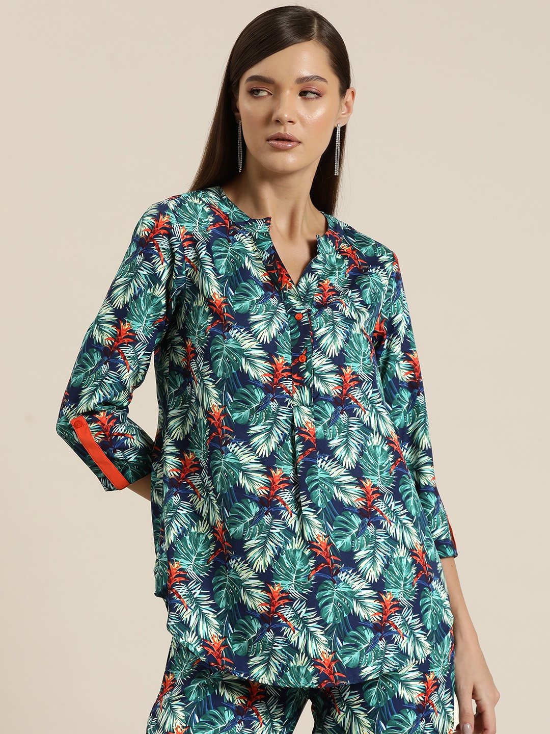 

Qurvii Women Comfort Floral Printed Casual Shirt, Green