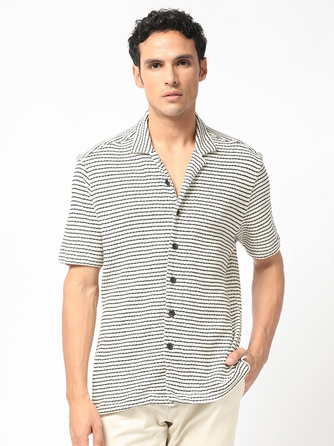 

RARE RABBIT Men Puller Slim Fit Horizontal Striped Cotton Shirt, Off white