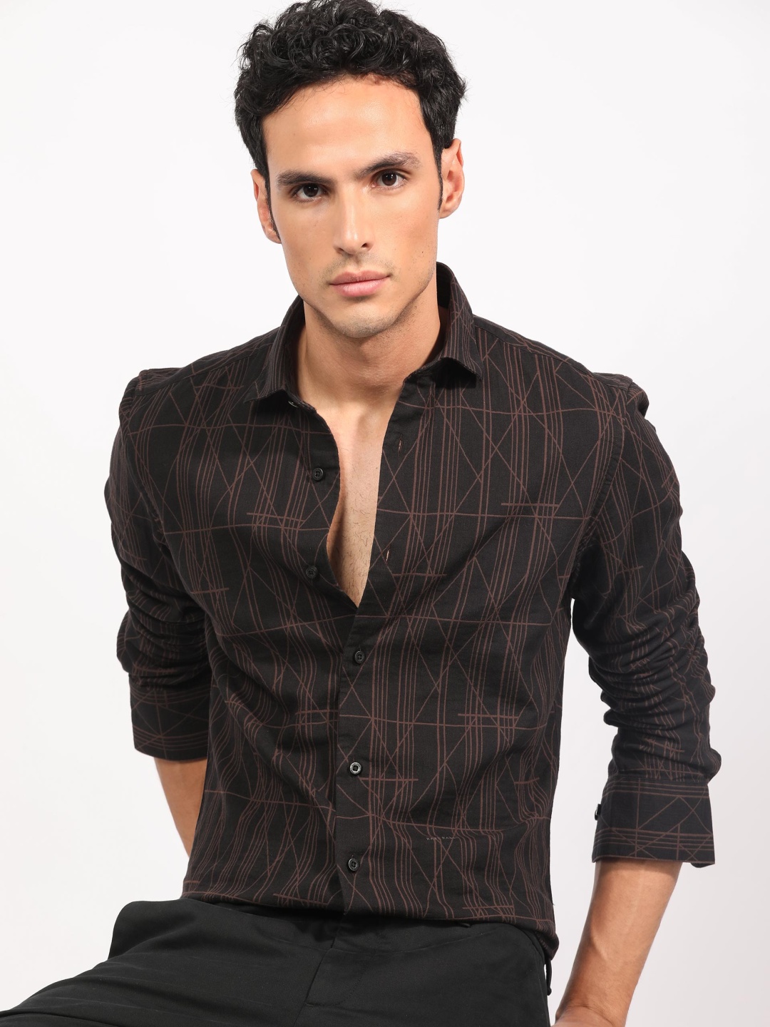 

RARE RABBIT Men Jiva Slim Fit Abstract Printed Cotton Shirt, Brown