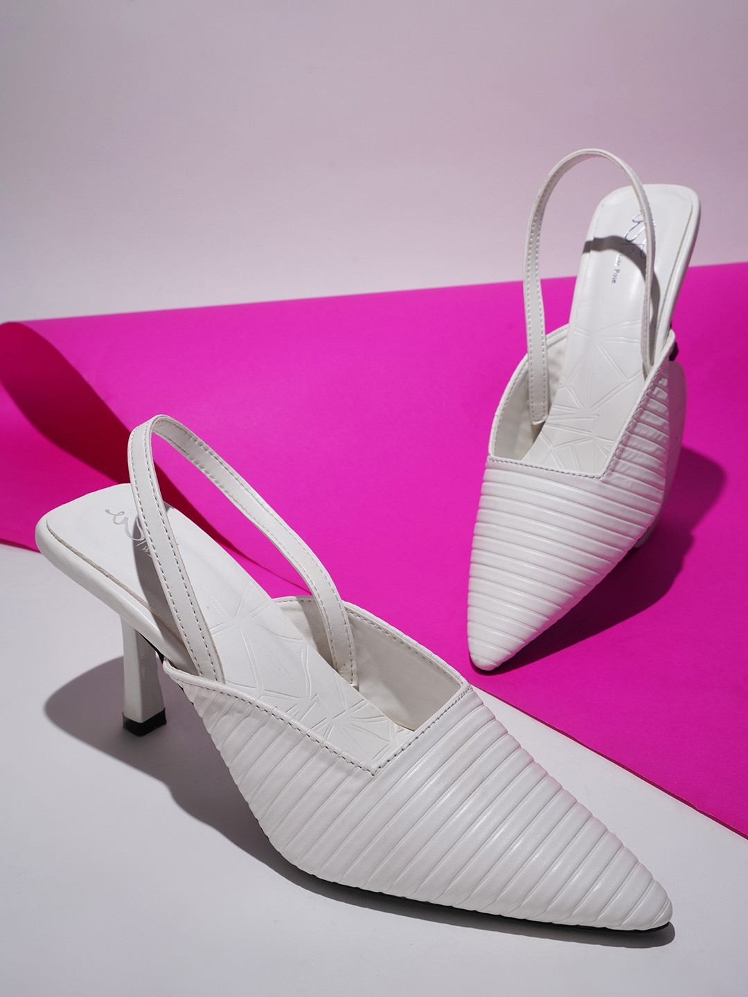 

THE WHITE POLE Textured Pointed Toe Stiletto Pumps With Backstrap, Grey