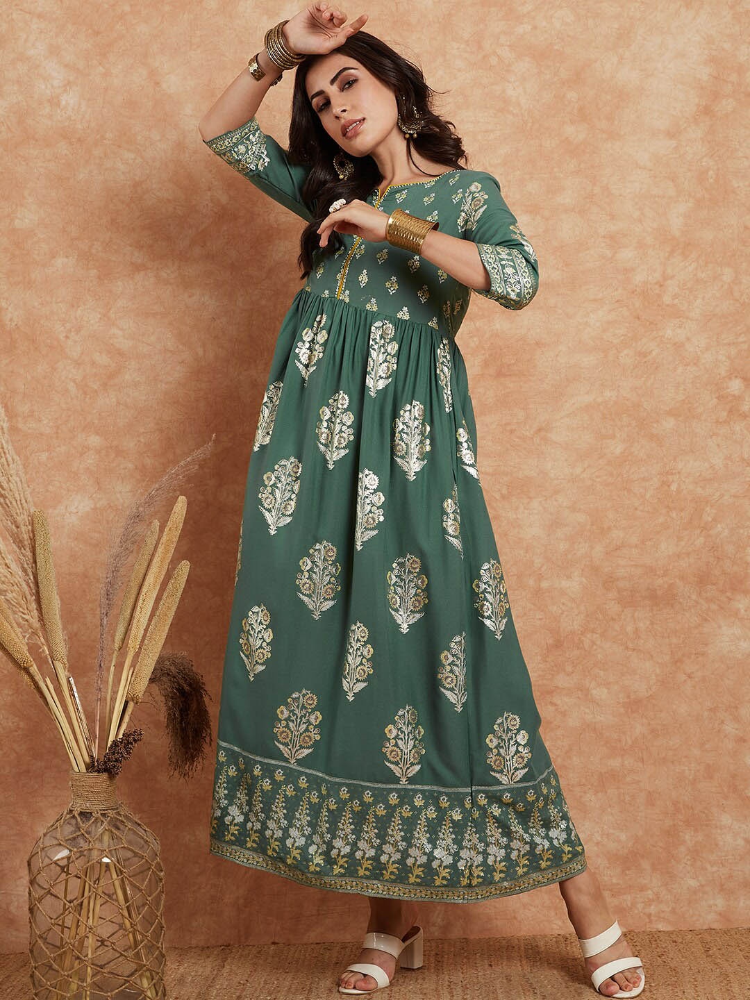 

Sangria Ethnic Motifs Printed A-Line Kurta, Green