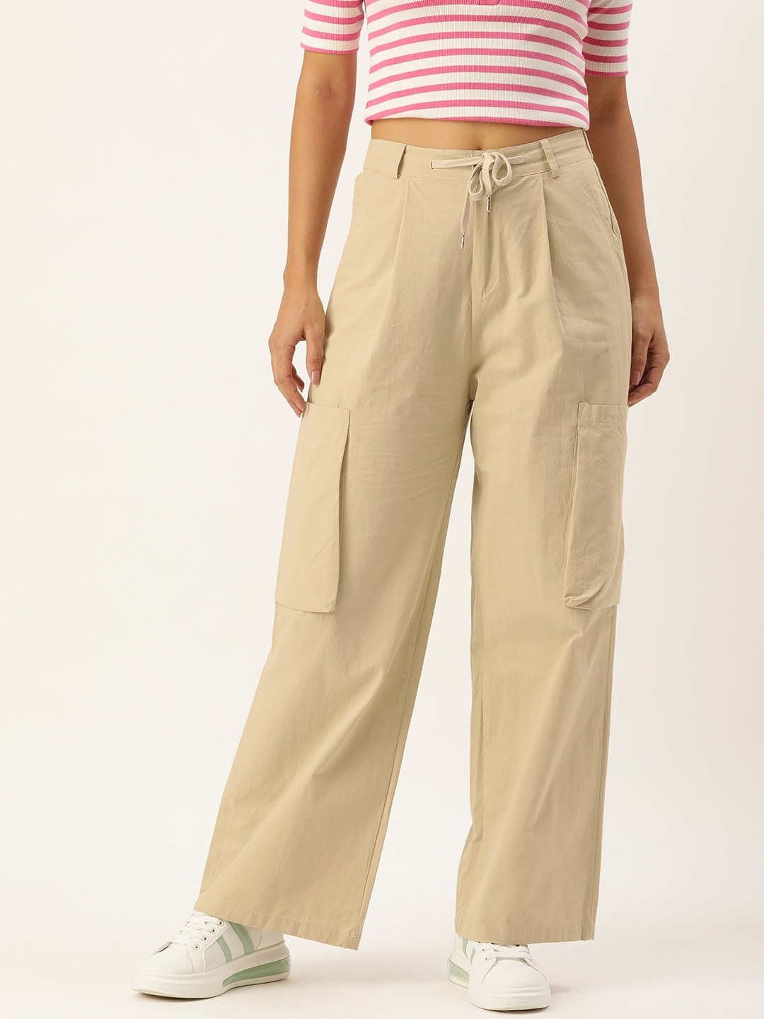 

SHECZZAR Women Relaxed Straight Leg Loose Fit High-Rise Cargos Trousers, Beige