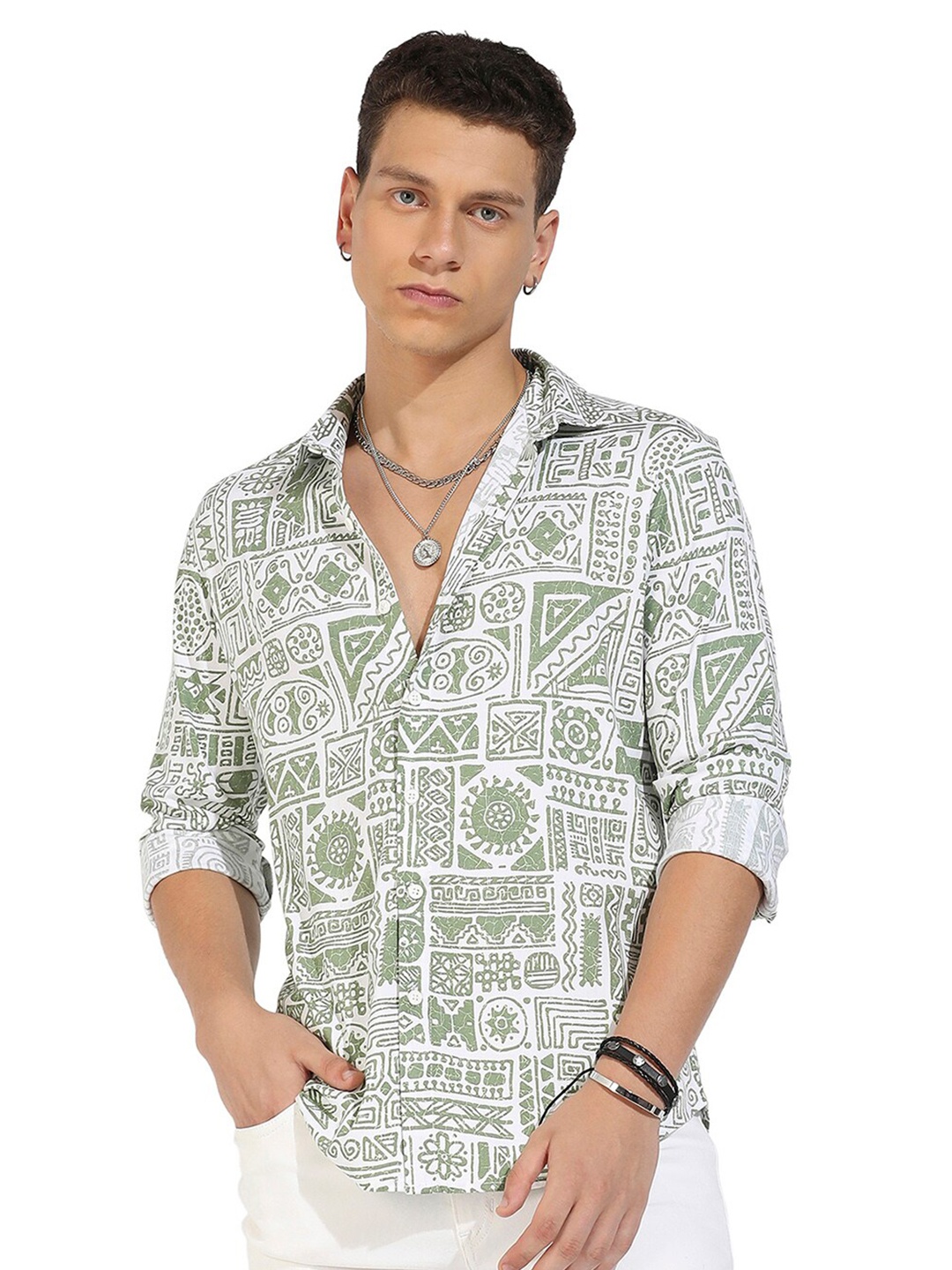 

Campus Sutra Sea Green Classic Conversational Printed Casual Shirt