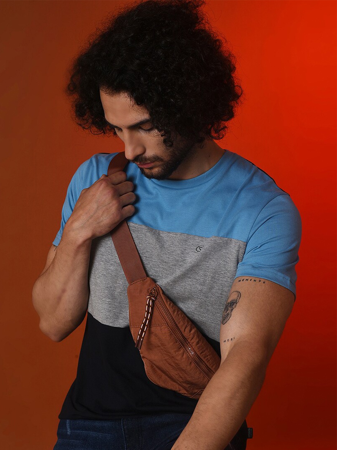 

Campus Sutra Navy Blue & Grey Melange Colourblocked Cotton T-shirt, Black