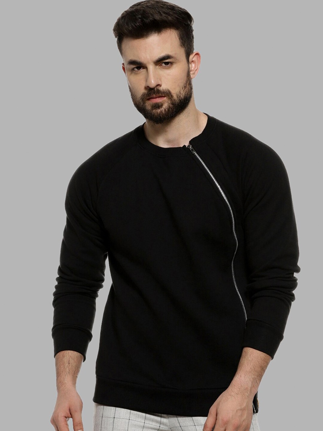 

Campus Sutra Men Cotton Sweatshirt, Black