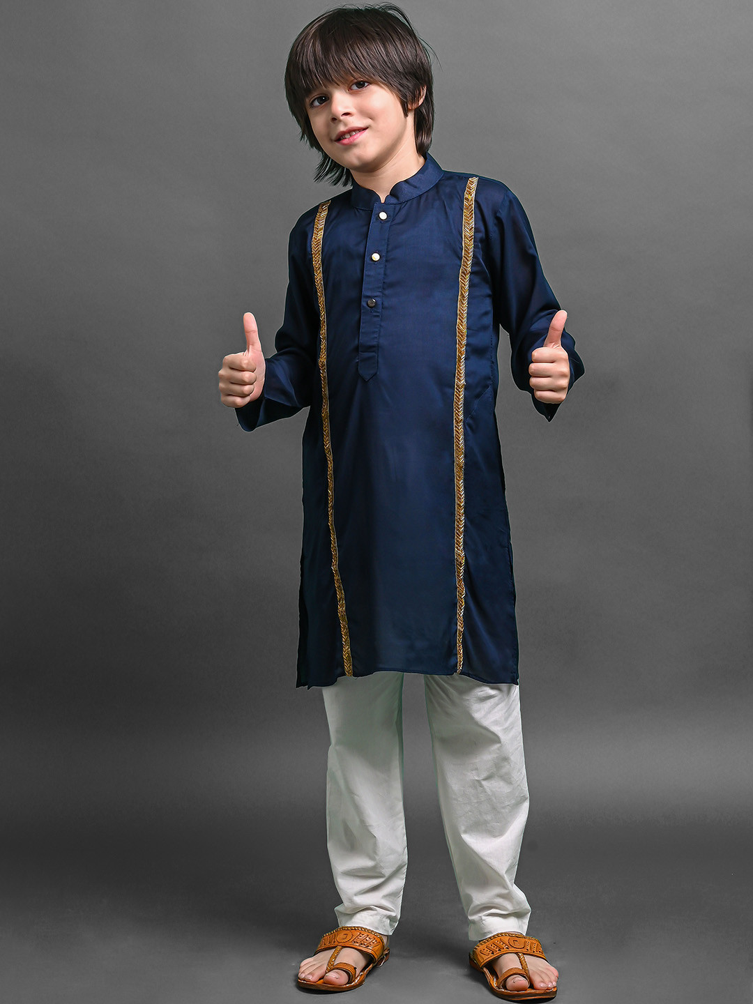 

VESHAM Boys Embellished Regular Beads & Stones Kurta with Pyjama, Blue