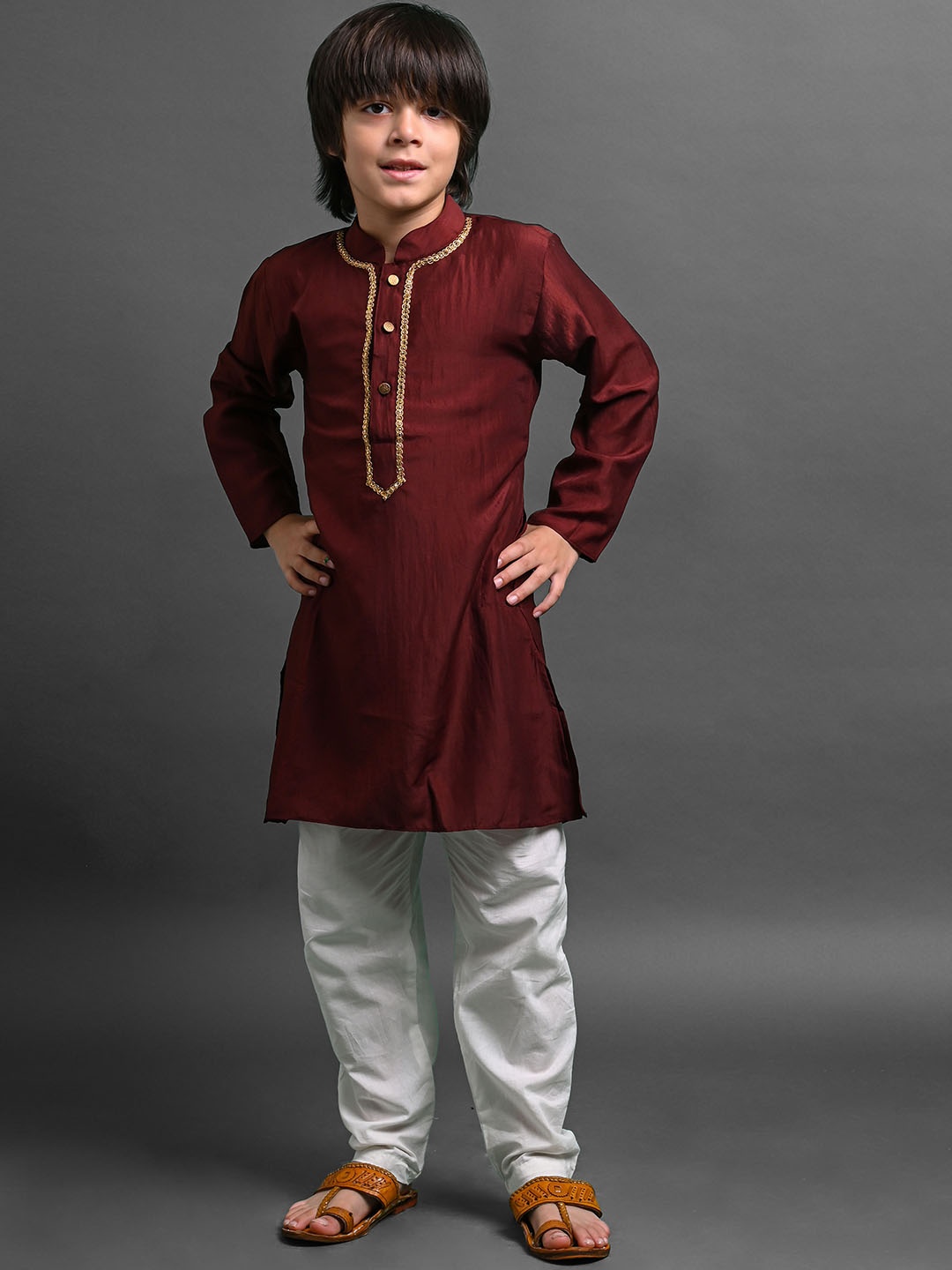 

VESHAM Boys Regular Gotta Patti Kurta with Pyjama, Maroon