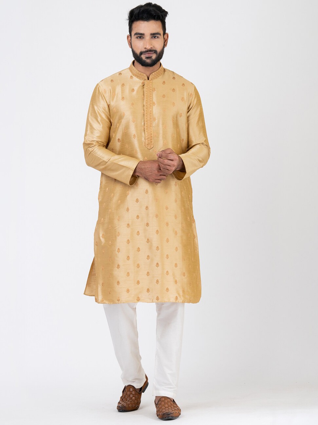 

HU - Handcrafted Uniquely Woven Design Mandarin Collar Kurta, Gold