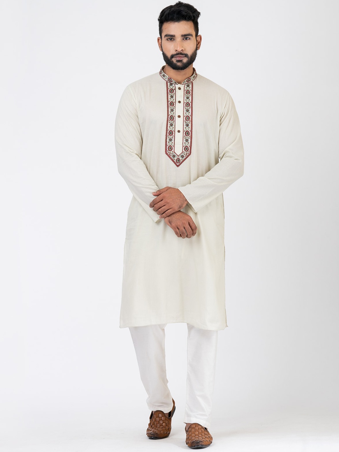 

HU - Handcrafted Uniquely Mandarin Collar Cotton Straight Kurta, White