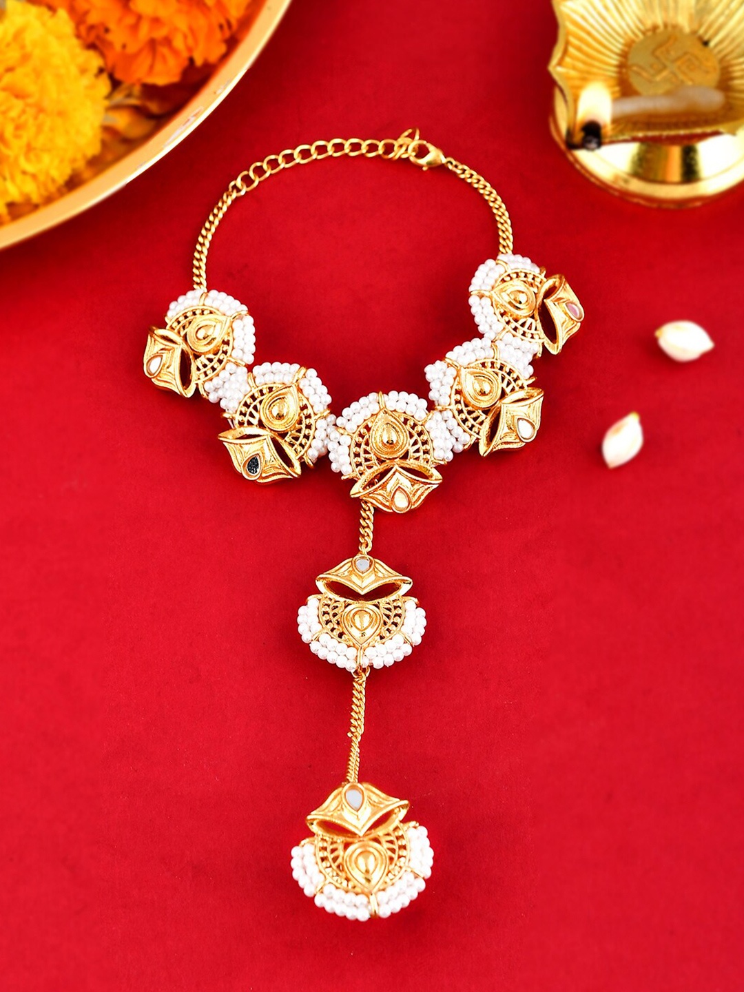 

Voylla Gold-Plated Link Bracelet