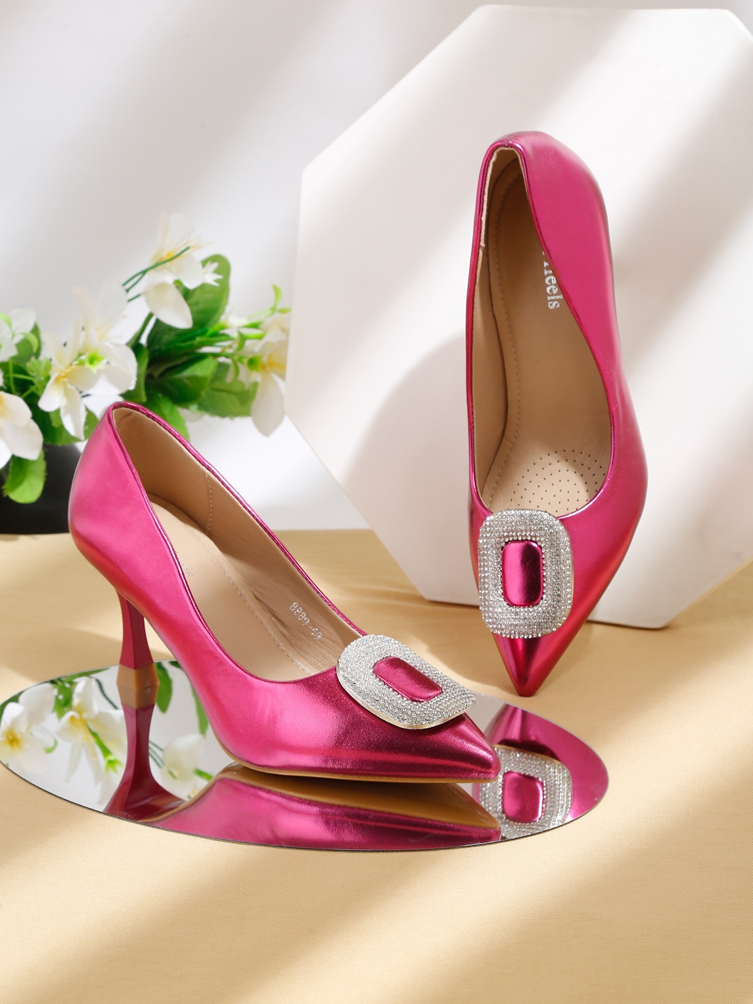 

Flat n Heels Embellished Pointed Toe Kitten Pumps, Fuchsia