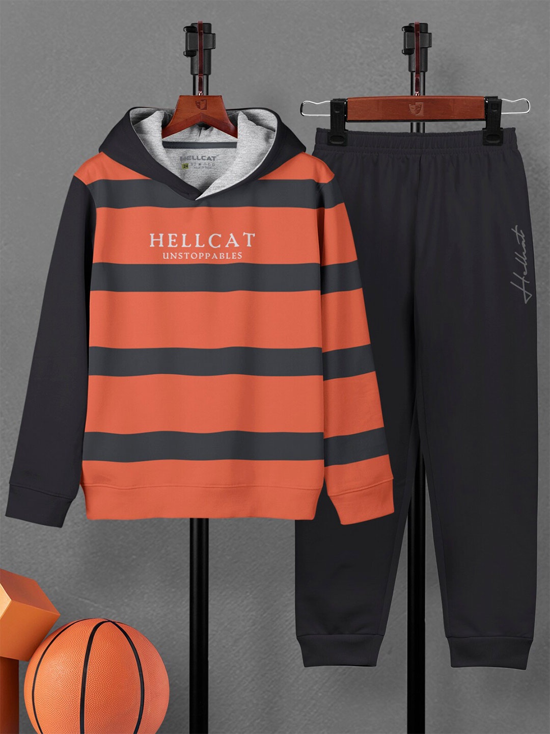 

HELLCAT Boys Striped Hooded T-shirt With joggers, Orange