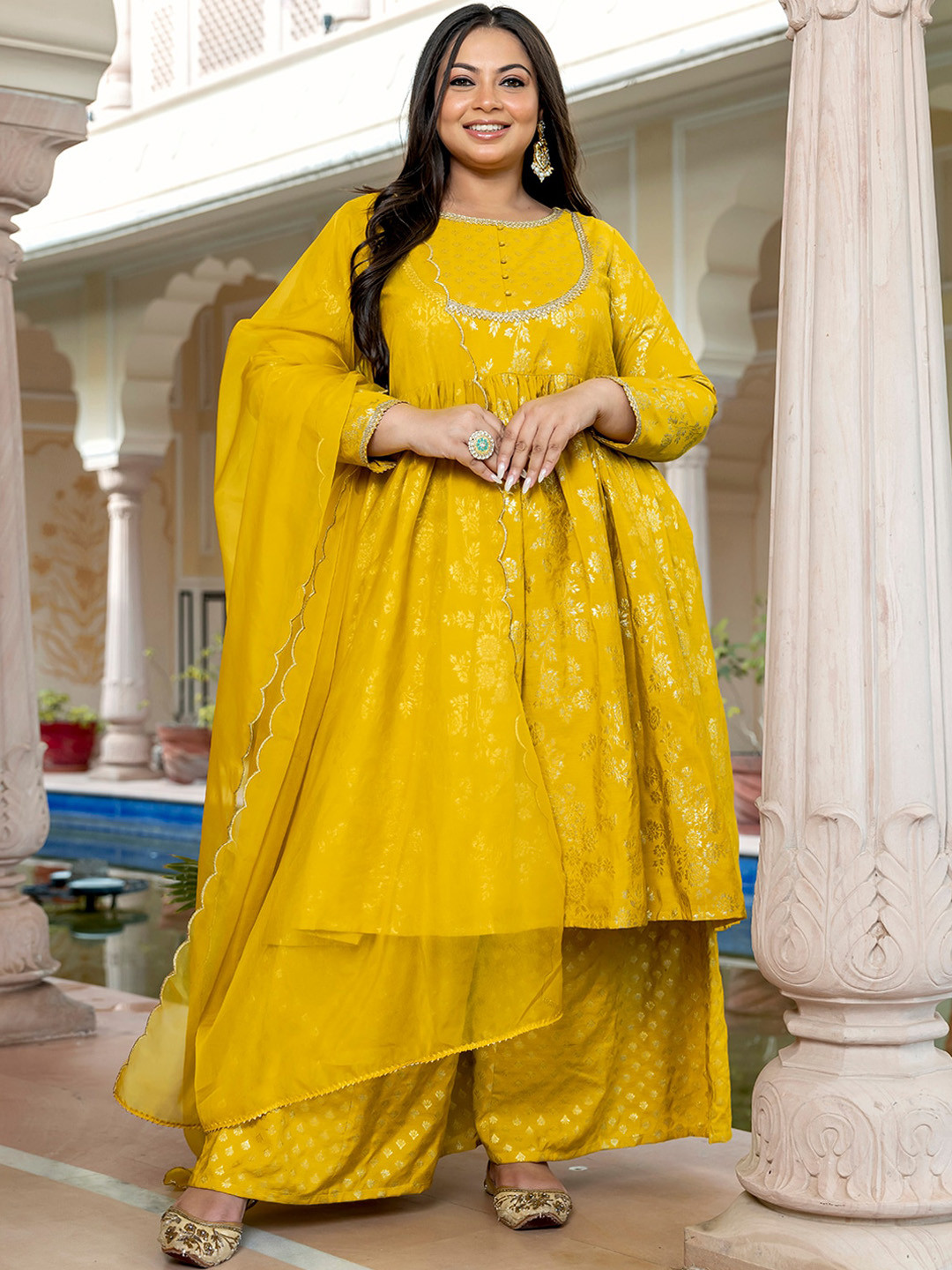 

Janasya Plus Size Floral Woven Design Gotta Patti Kurta with Palazzos & Dupatta, Yellow