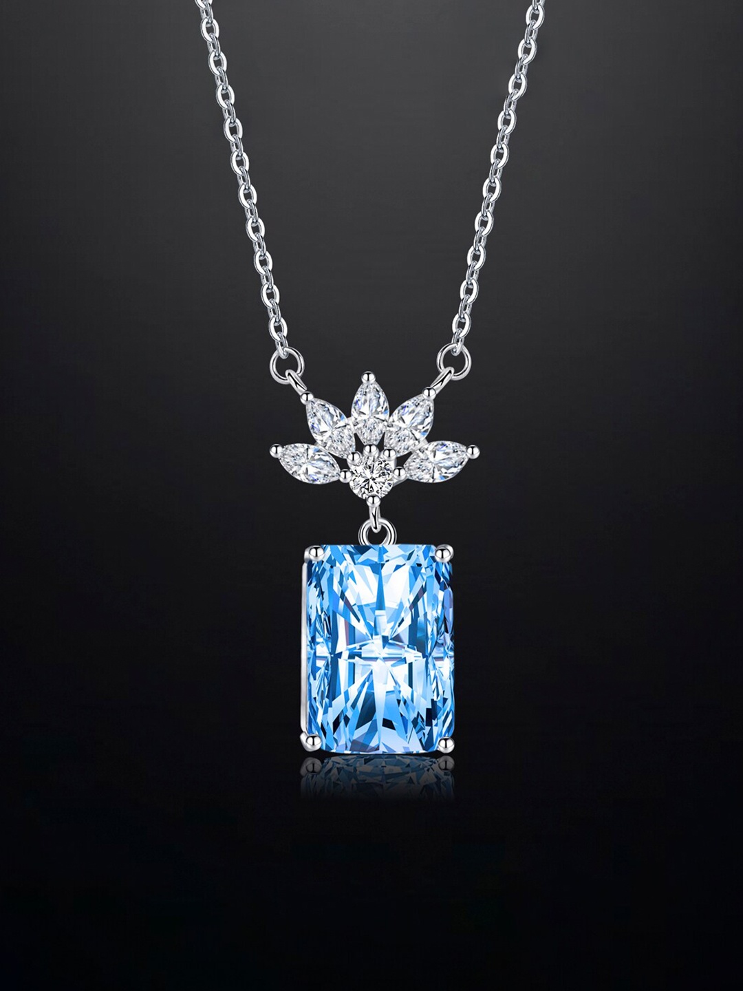 

Designs & You Silver Plated Cubic Zirconia Studded Chain