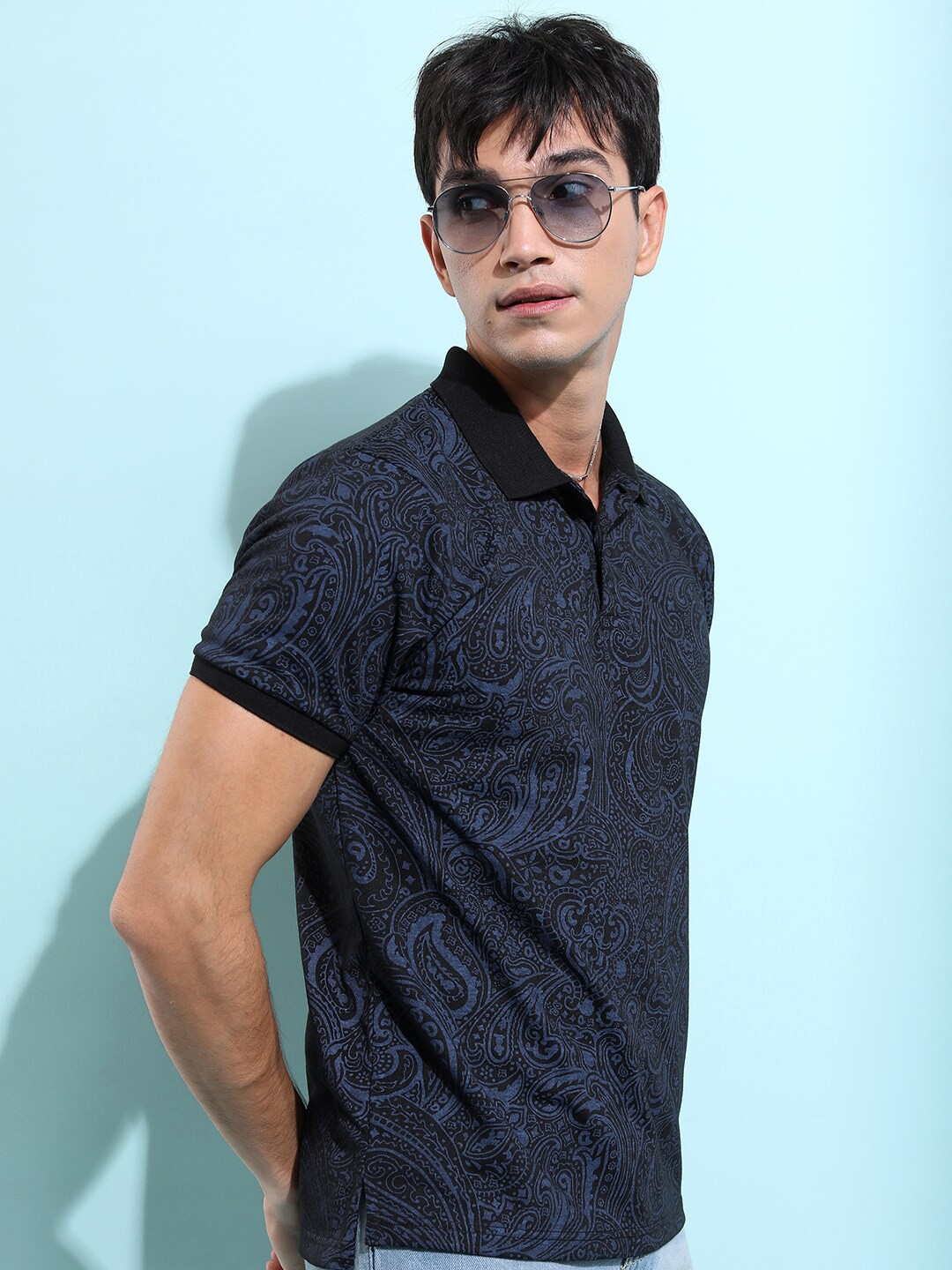 

HIGHLANDER Floral Printed Polo Collar Slim Fit Popcorn Structured T-shirt, Black
