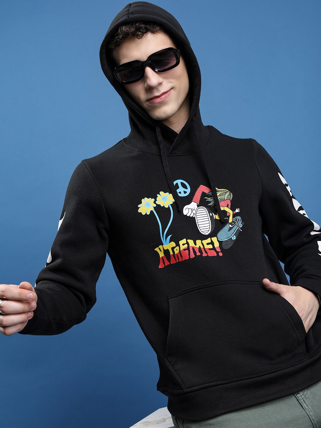 

HIGHLANDER Typography Printed Hooded Pullover Sweatshirt, Black