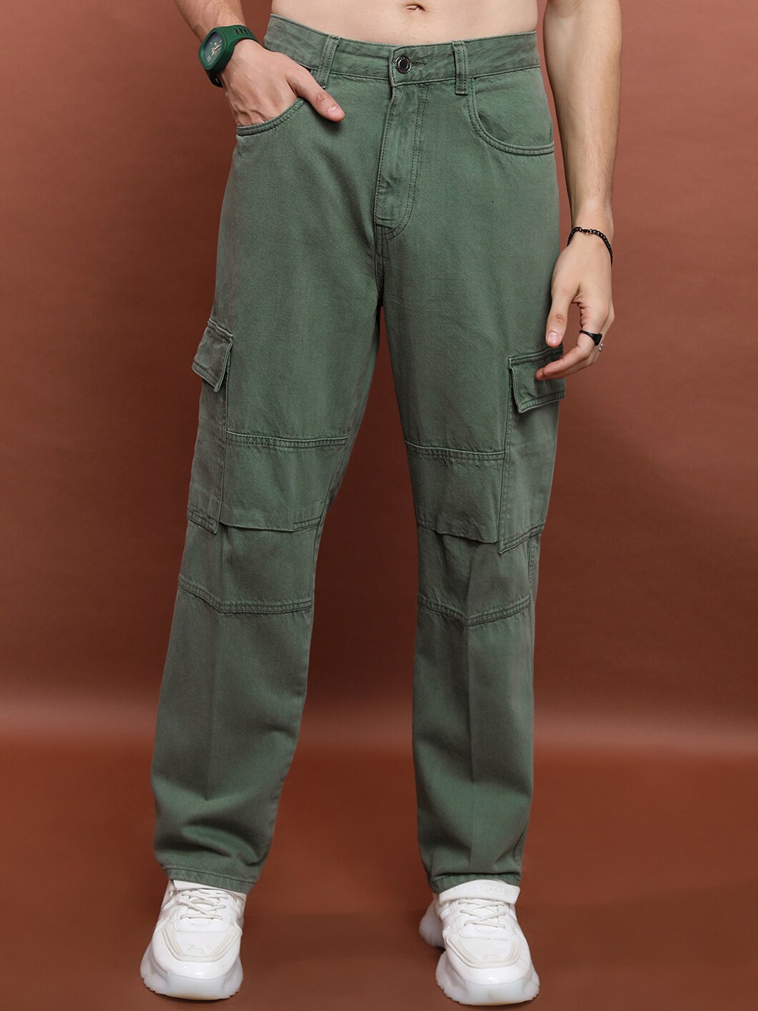 

HIGHLANDER Men Relaxed Fit Clean Look Cotton Cargo Jeans, Green