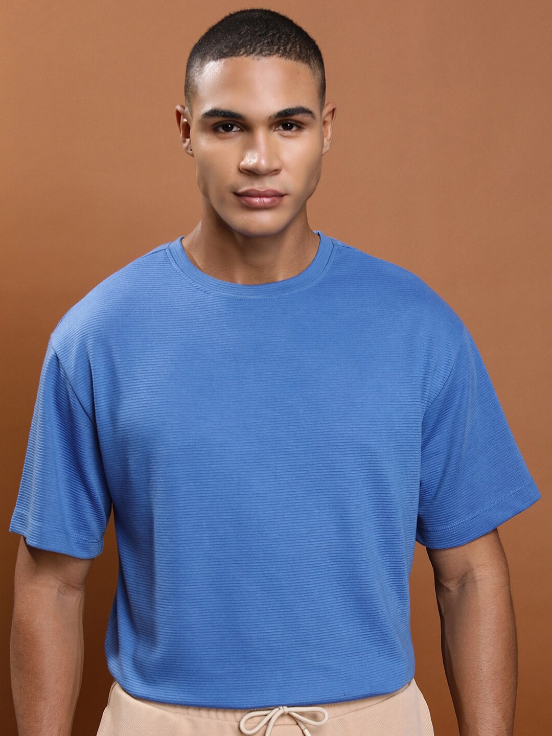 

KETCH Round Neck Drop-Shoulder Sleeves Oversized Popcorn structured T-shirt, Blue