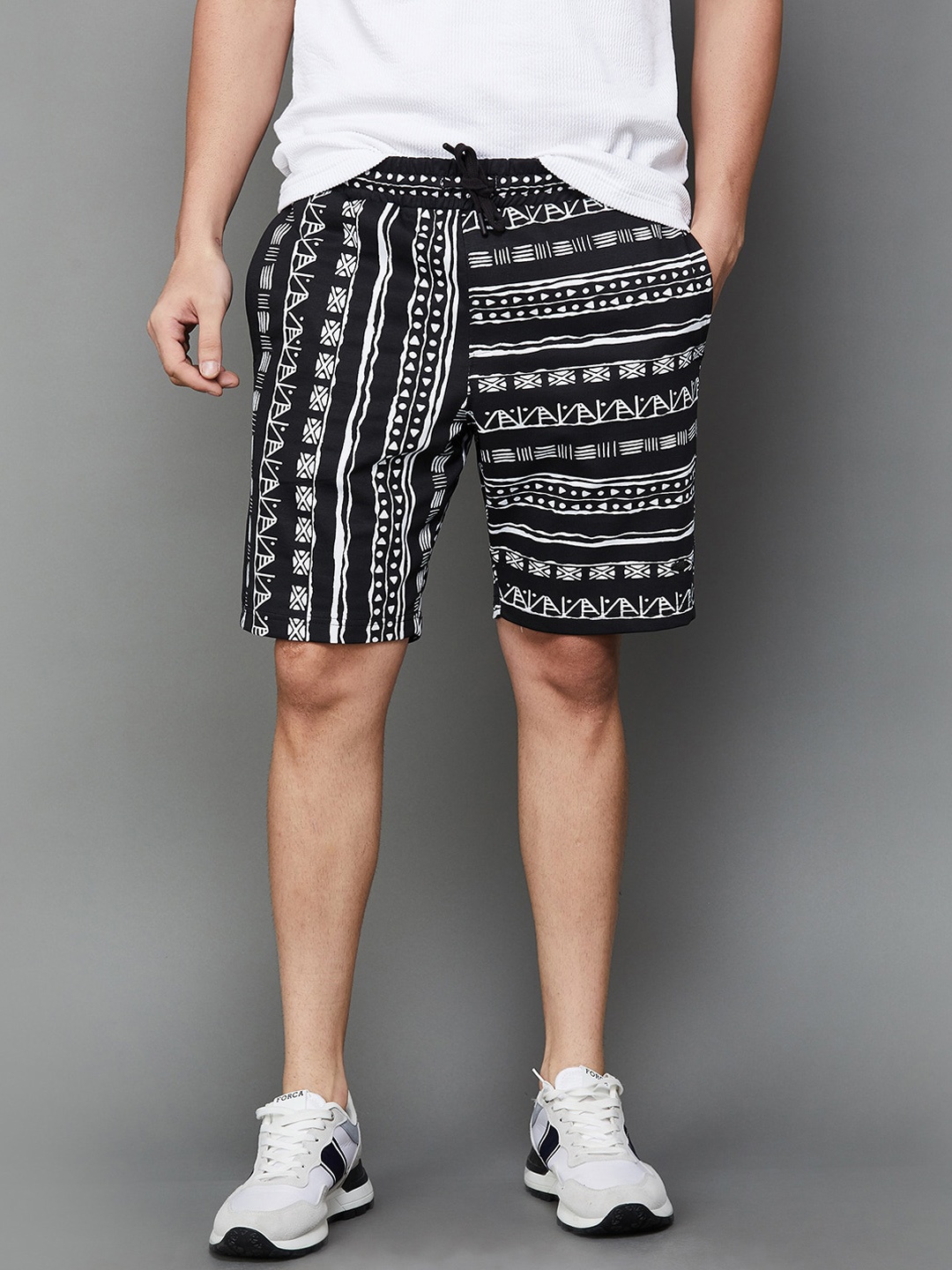 

Forca by Lifestyle Men Geometric Printed Cotton Shorts, Black
